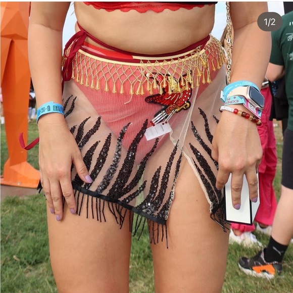 Finesse Mesh Skirt - Picture 4 of 4